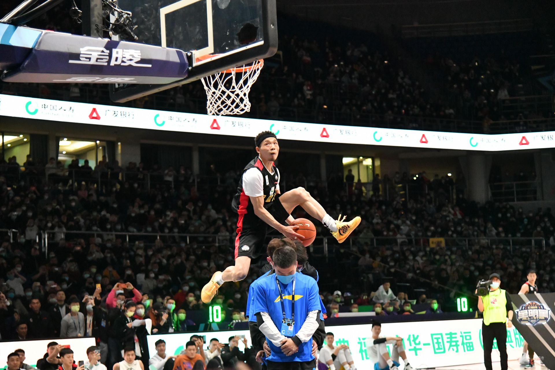 本輪比賽中 本輪比賽中