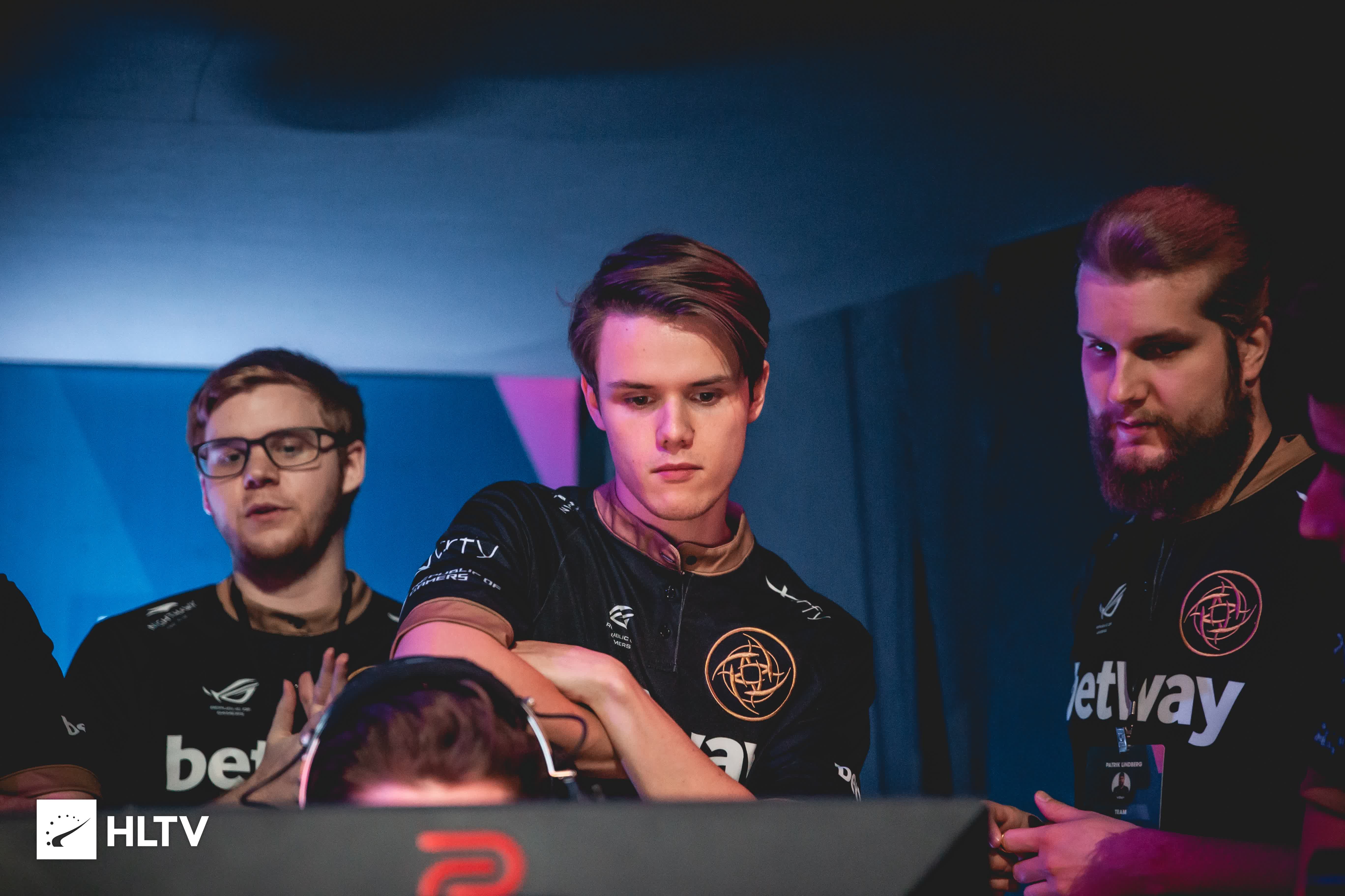 余的球员 余的球员